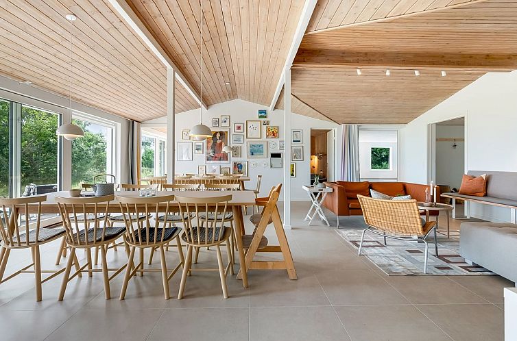 Vakantiehuis "Donka" - 25m from the sea