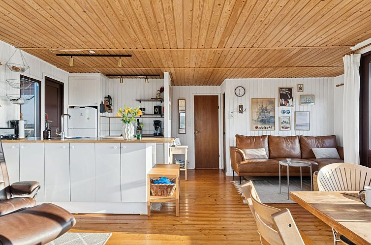 Vakantiehuis "Joseph" - 500m from the sea