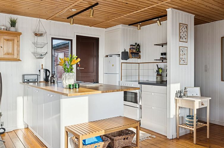 Vakantiehuis "Joseph" - 500m from the sea