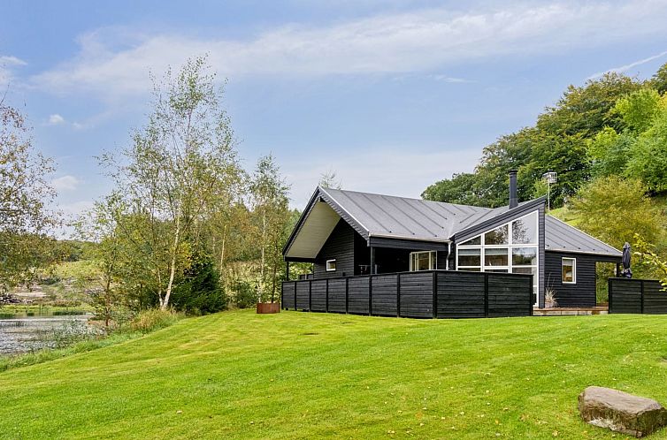 Vakantiehuis "Benno" - 2.1km from the sea