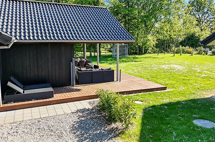 Vakantiehuis "Erlinda" - 300m from the sea