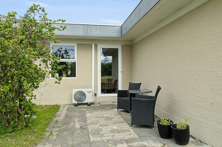 Vakantiehuis "Sebine" - 200m from the sea