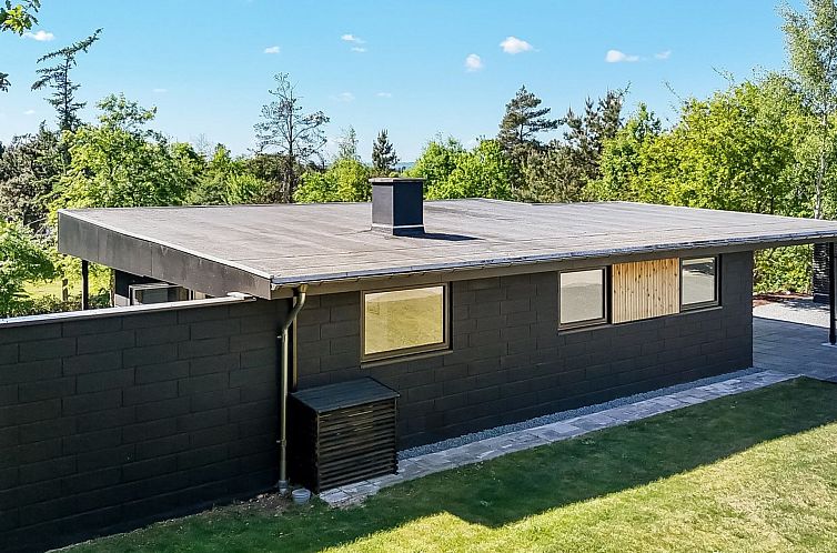 Vakantiehuis "Amaja" - 600m from the sea