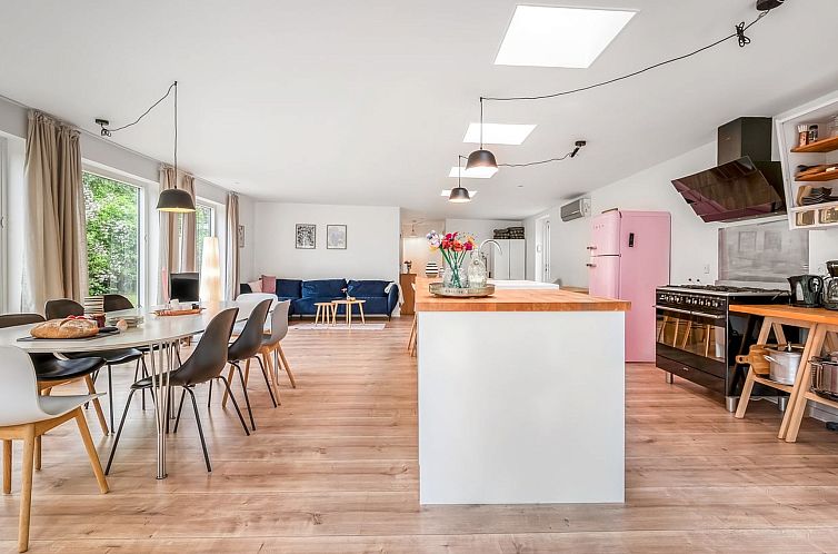 Vakantiehuis "Albina" - 650m from the sea
