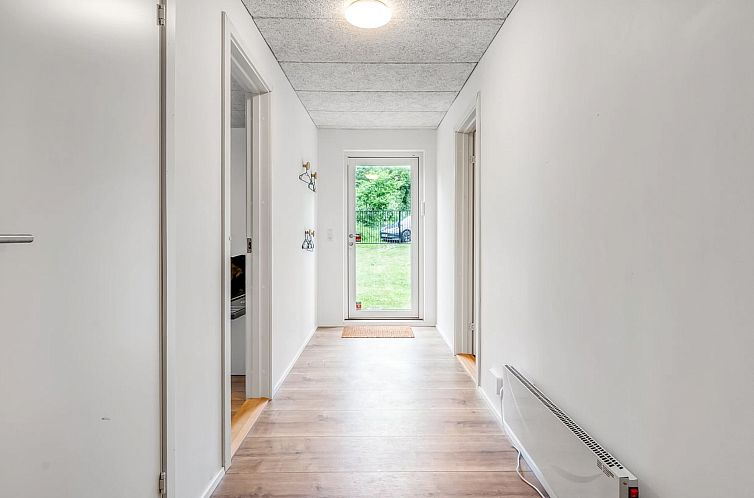Vakantiehuis "Albina" - 650m from the sea