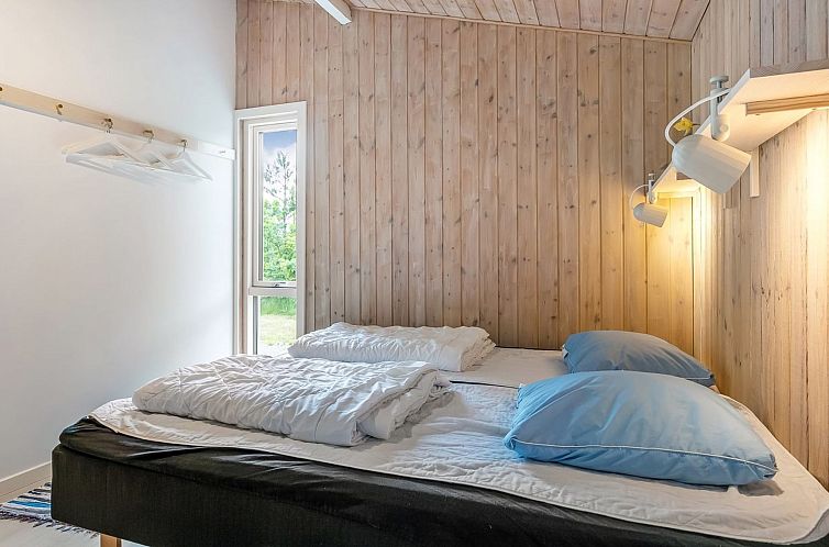 Vakantiehuis "Donka" - 25m from the sea