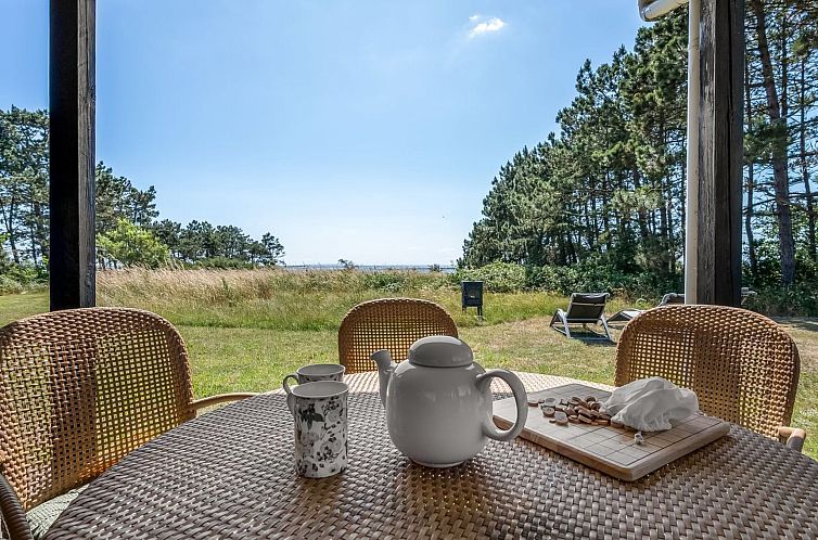 Vakantiehuis "Tatianna" - 100m from the sea