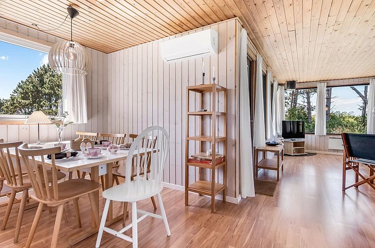 Vakantiehuis "Tatianna" - 100m from the sea