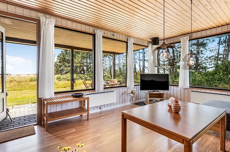 Vakantiehuis "Tatianna" - 100m from the sea