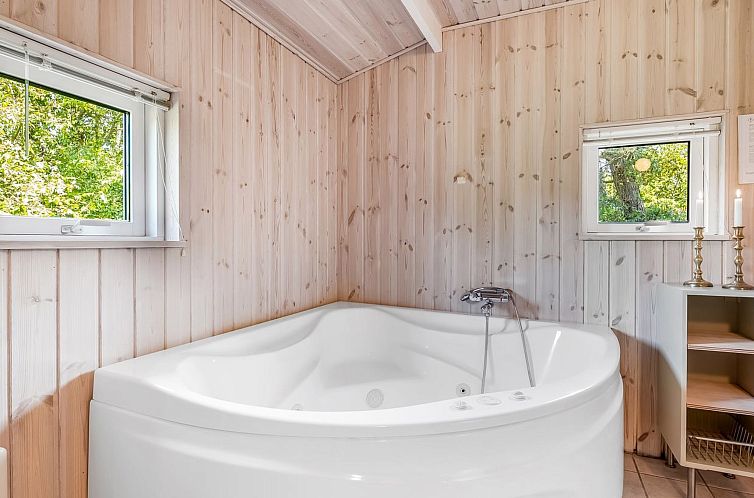 Vakantiehuis "Tatianna" - 100m from the sea