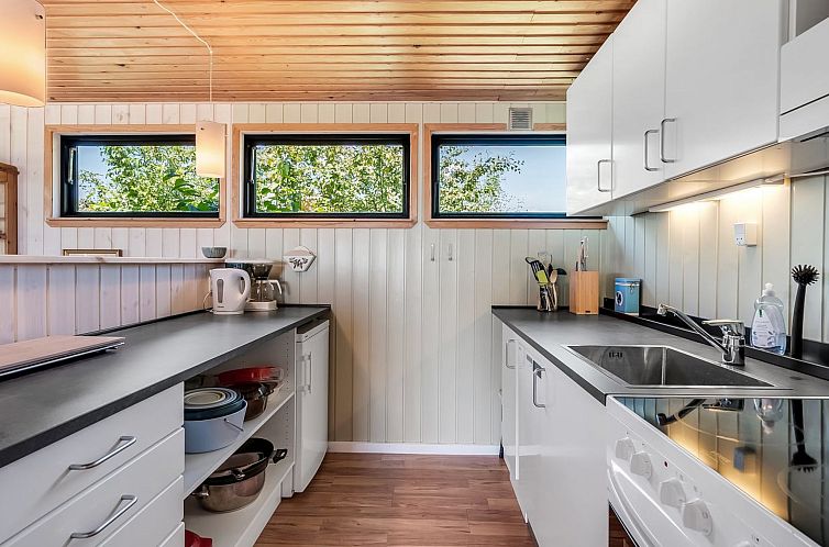 Vakantiehuis "Tatianna" - 100m from the sea