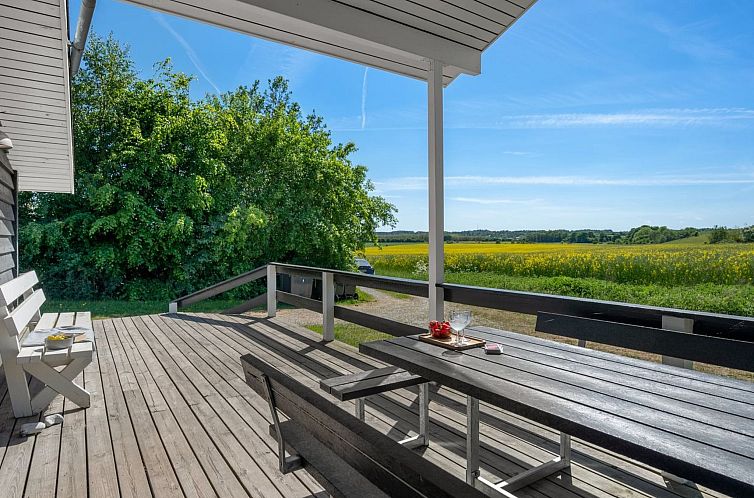 Vakantiehuis "Fria" - 200m from the sea