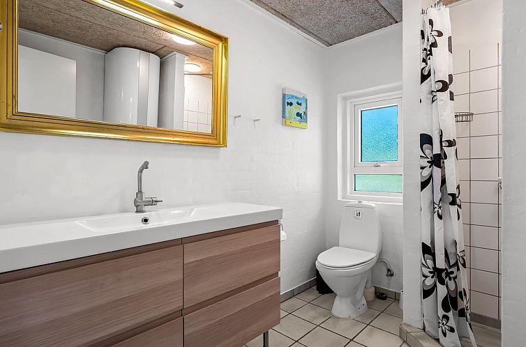 Vakantiehuis "Fria" - 200m from the sea