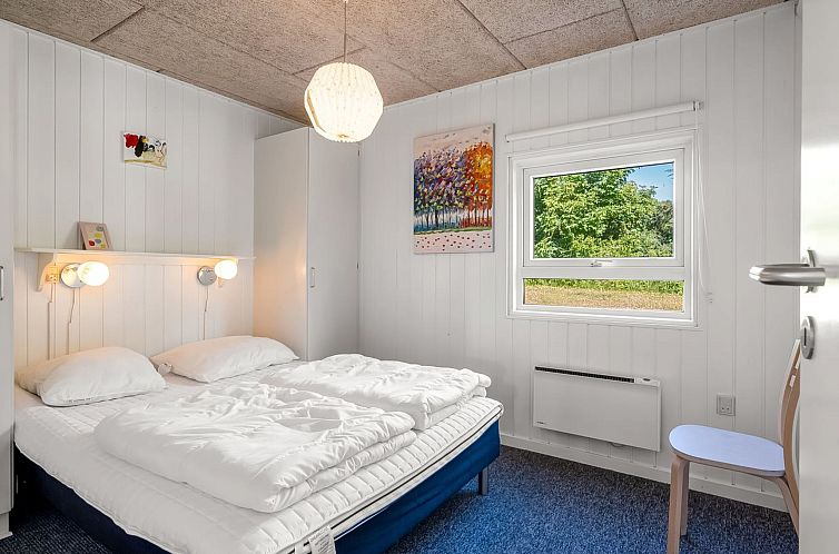 Vakantiehuis "Fria" - 200m from the sea