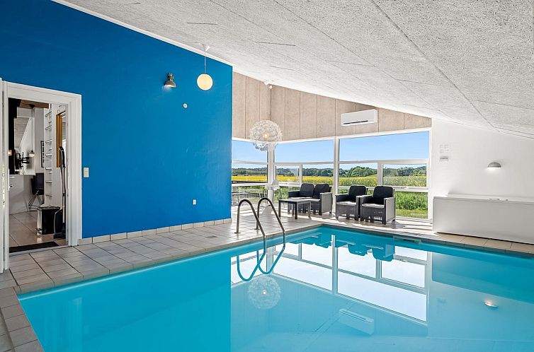 Vakantiehuis "Fria" - 200m from the sea