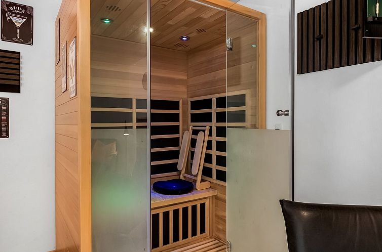 Vakantiehuis "Berenice" - 500m from the sea