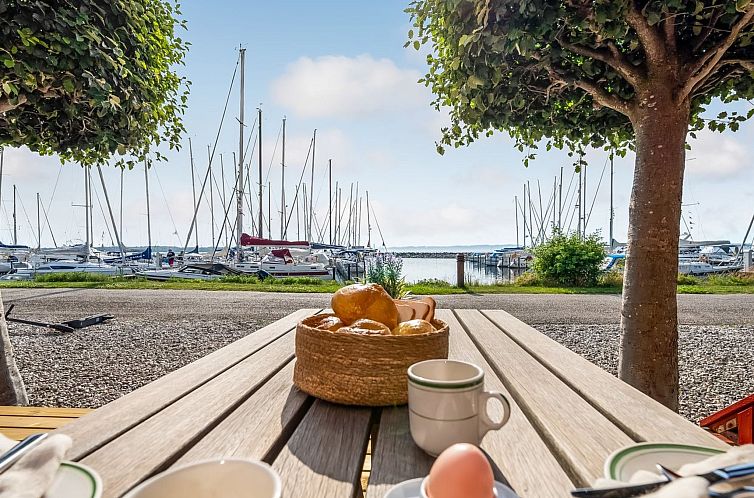 Vakantiehuis "Ulvi" - 15m from the sea