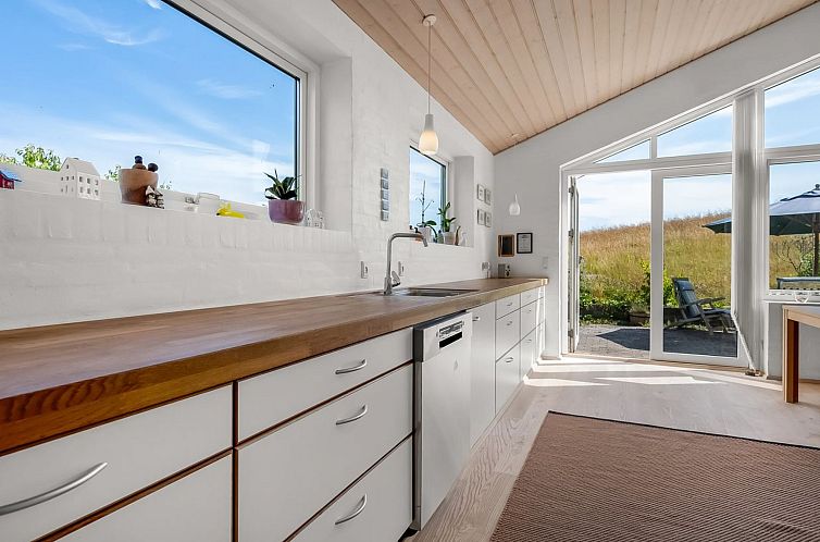 Vakantiehuis "Idalia" - 600m from the sea