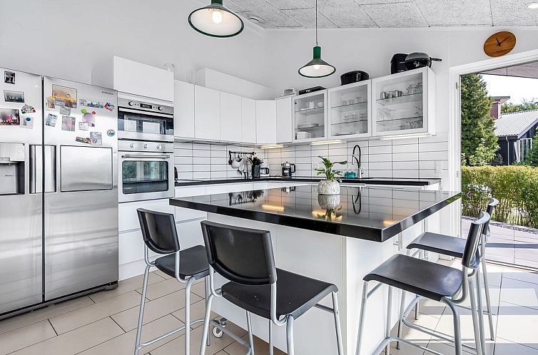 Vakantiehuis "Jonce" - 800m from the sea