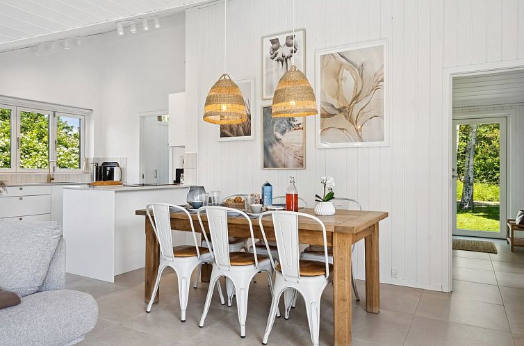 Vakantiehuis "Hermund" - 100m from the sea