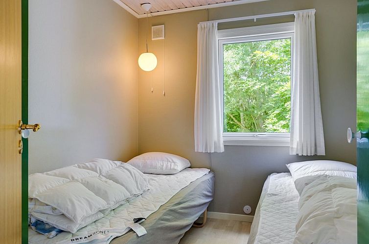 Vakantiehuis "Nannah" - 250m from the sea