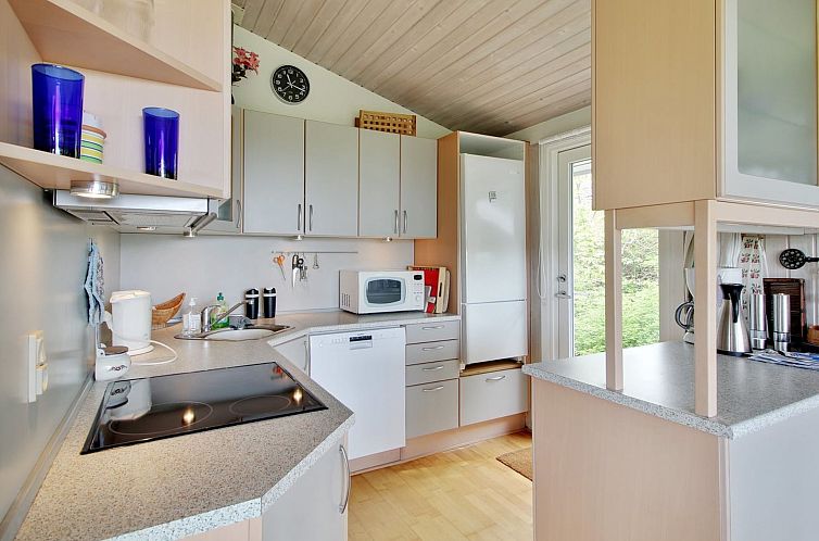 Vakantiehuis "Lissi" - 700m from the sea