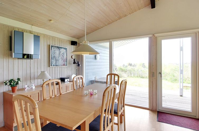 Vakantiehuis "Lissi" - 700m from the sea