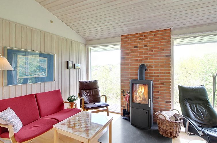 Vakantiehuis "Lissi" - 700m from the sea