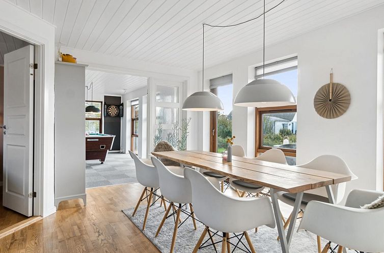 Vakantiehuis "Elmeri" - 200m from the sea