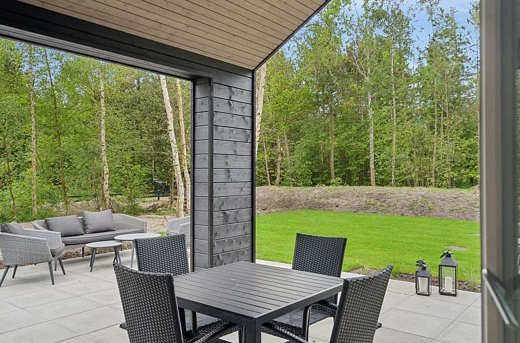 Vakantiehuis "Laina" - 250m from the sea