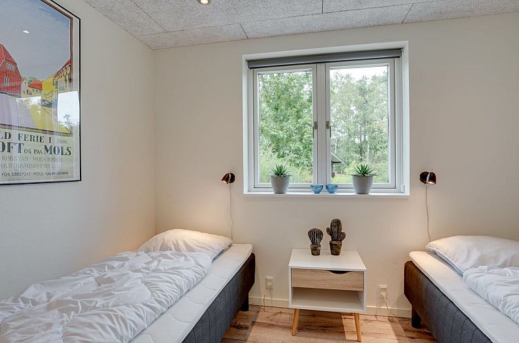 Vakantiehuis "Adela" - 1km from the sea