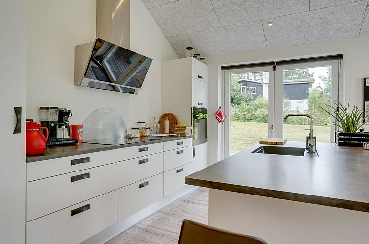 Vakantiehuis "Adela" - 1km from the sea