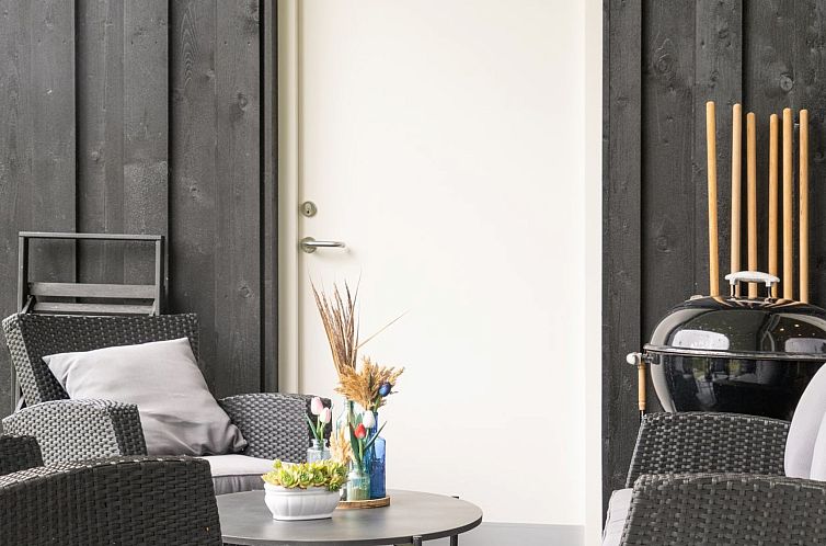 Vakantiehuis "Adela" - 1km from the sea