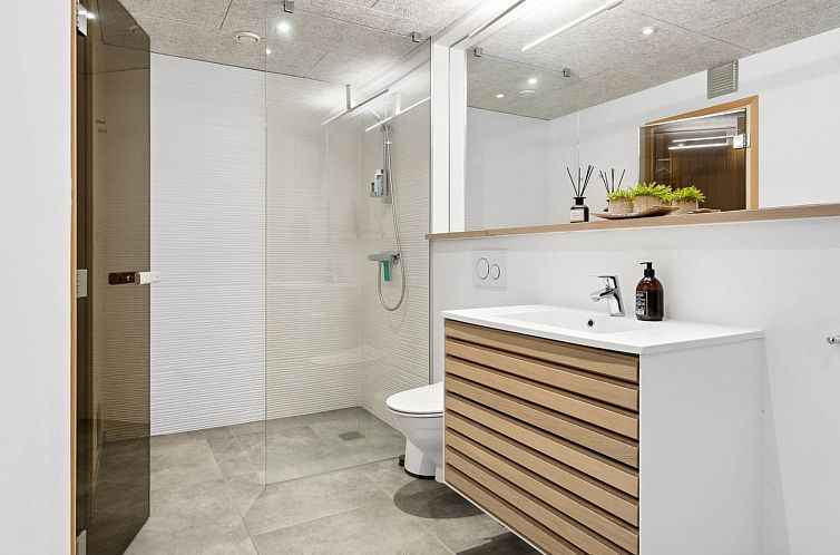 Vakantiehuis "Iarund" - 600m from the sea