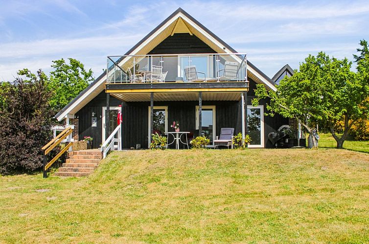 Vakantiehuis "Rawald" - 200m from the sea