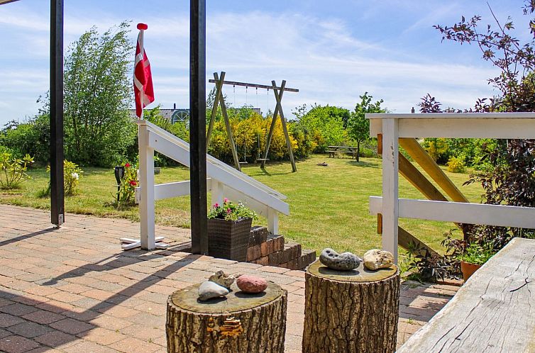 Vakantiehuis "Rawald" - 200m from the sea