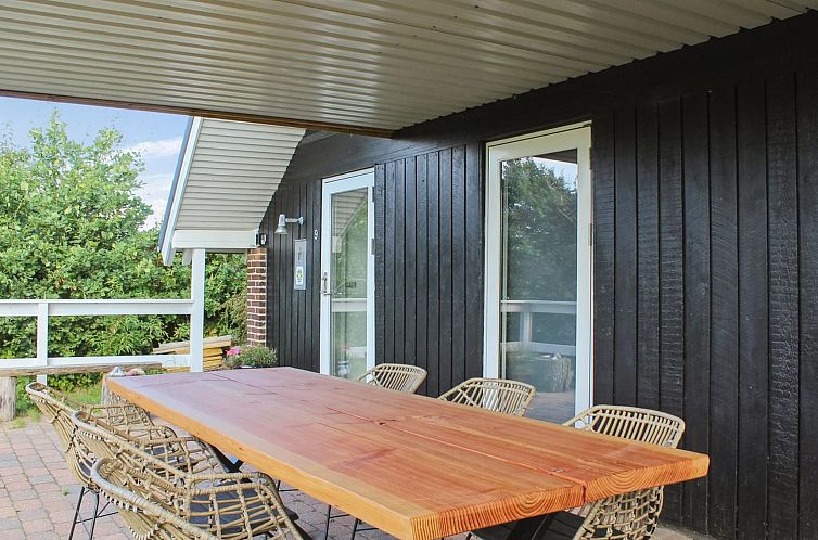 Vakantiehuis "Rawald" - 200m from the sea