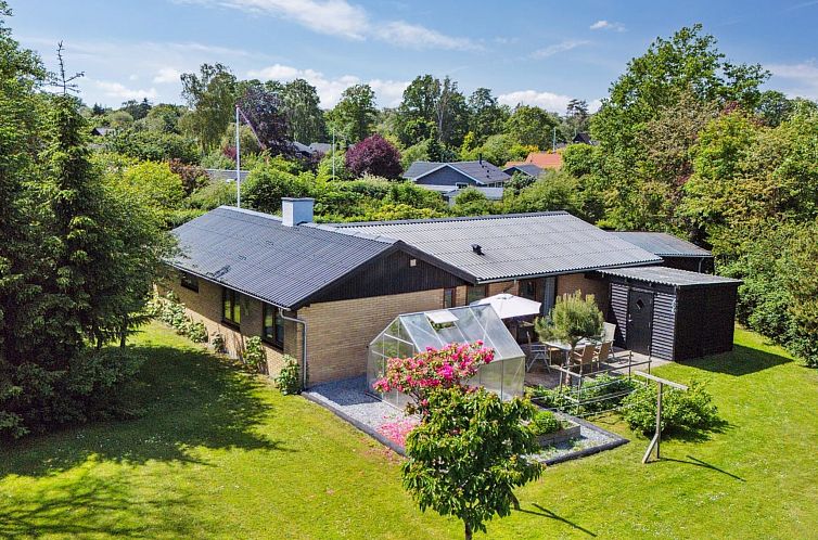 Vakantiehuis "Mechthild" - 700m from the sea