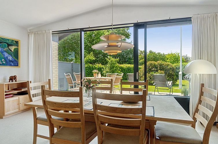 Vakantiehuis "Mechthild" - 700m from the sea