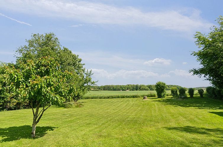 Vakantiehuis "Mechthild" - 700m from the sea