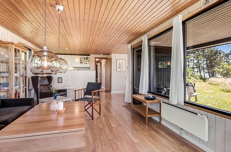 Vakantiehuis "Tatianna" - 100m from the sea