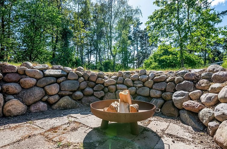 Vakantiehuis "Amaja" - 600m from the sea