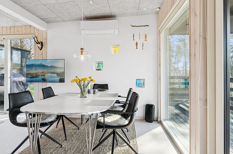 Vakantiehuis "Amaja" - 600m from the sea