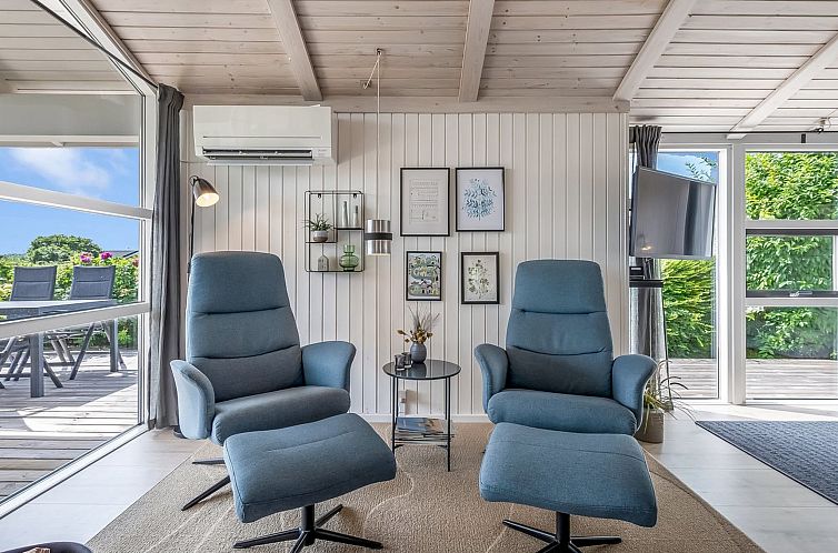 Vakantiehuis "Asko" - 350m from the sea