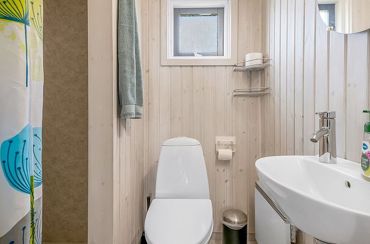 Vakantiehuis "Asko" - 350m from the sea