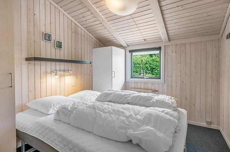 Vakantiehuis "Asko" - 350m from the sea