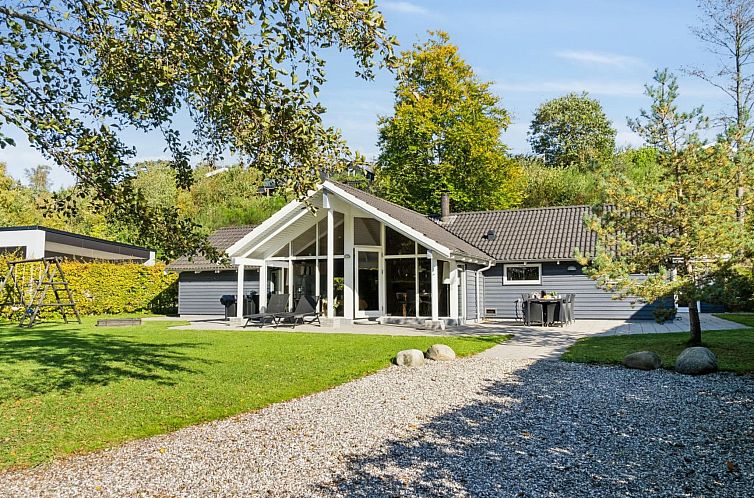 Vakantiehuis "Solborg" - 800m from the sea