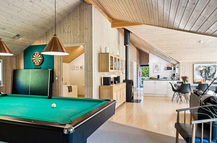 Vakantiehuis "Solborg" - 800m from the sea