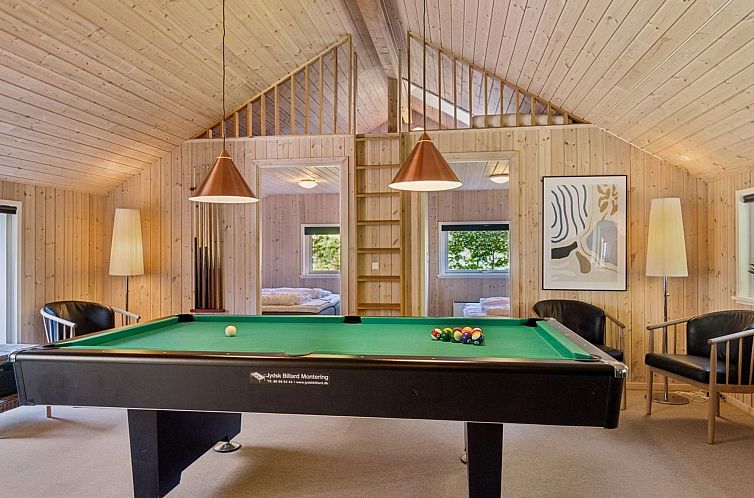 Vakantiehuis "Solborg" - 800m from the sea