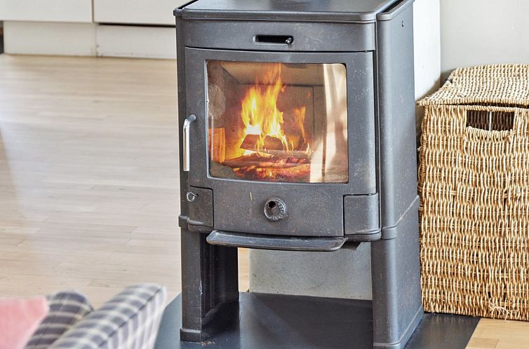 Vakantiehuis "Alfhild" - 30m from the sea